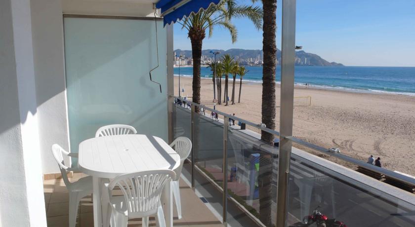 Apartamentos Ulia Benidorm Dış mekan fotoğraf